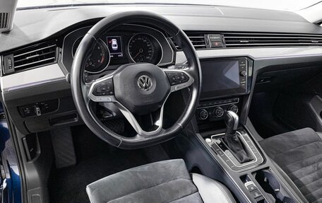 Volkswagen Passat B8 рестайлинг, 2020 год, 2 699 000 рублей, 12 фотография