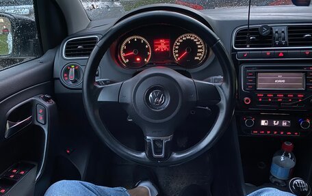 Volkswagen Polo VI (EU Market), 2014 год, 850 000 рублей, 2 фотография
