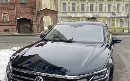 Volkswagen Touareg III, 2020 год, 5 800 000 рублей, 2 фотография