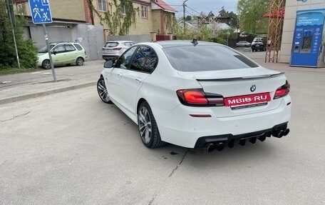 BMW 5 серия, 2013 год, 2 250 000 рублей, 8 фотография