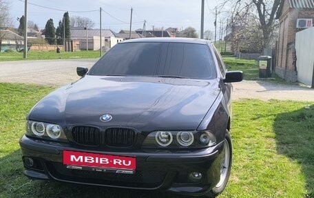 BMW 5 серия, 2000 год, 900 000 рублей, 3 фотография