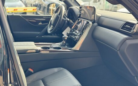 Lexus LX, 2023 год, 24 990 000 рублей, 7 фотография