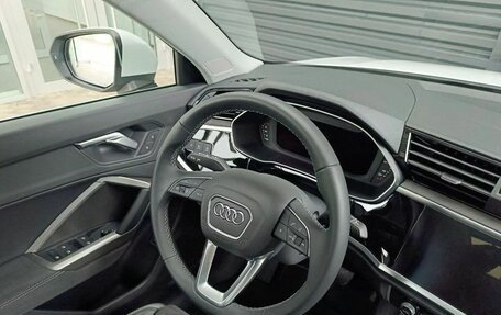 Audi Q3, 2023 год, 5 049 000 рублей, 13 фотография