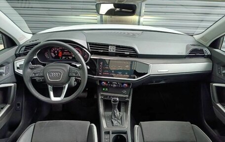 Audi Q3, 2023 год, 5 049 000 рублей, 14 фотография