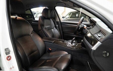 BMW 5 серия, 2011 год, 2 250 000 рублей, 13 фотография