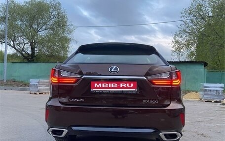 Lexus RX IV рестайлинг, 2018 год, 4 400 000 рублей, 3 фотография