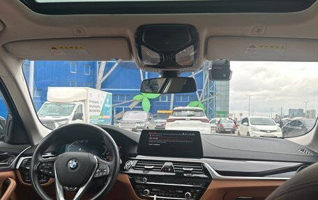 BMW 5 серия, 2019 год, 3 950 000 рублей, 12 фотография