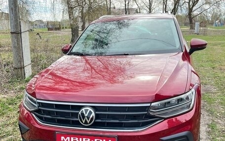 Volkswagen Tiguan II, 2021 год, 3 600 000 рублей, 8 фотография