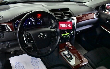 Toyota Camry, 2013 год, 1 750 000 рублей, 14 фотография