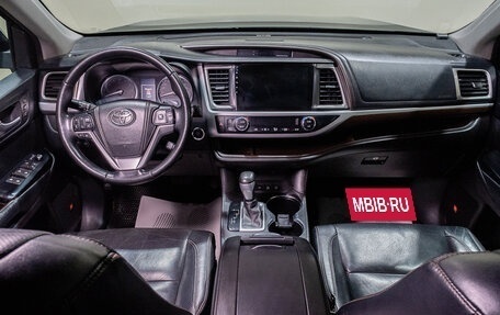Toyota Highlander III, 2014 год, 3 249 000 рублей, 15 фотография