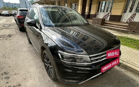 Volkswagen Tiguan II, 2019 год, 3 137 000 рублей, 7 фотография