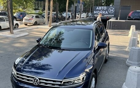 Volkswagen Tiguan II, 2017 год, 3 290 000 рублей, 21 фотография