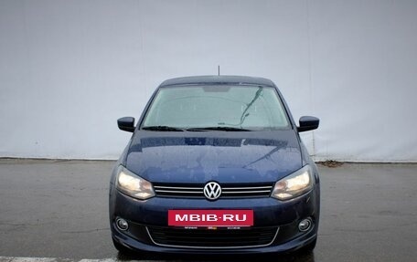 Volkswagen Polo VI (EU Market), 2013 год, 865 000 рублей, 2 фотография