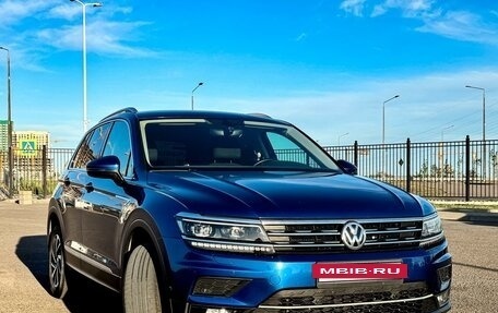 Volkswagen Tiguan II, 2018 год, 3 000 000 рублей, 4 фотография