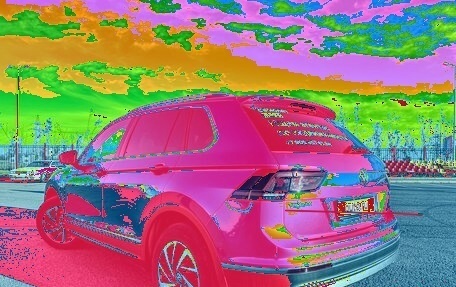 Volkswagen Tiguan II, 2018 год, 3 000 000 рублей, 11 фотография