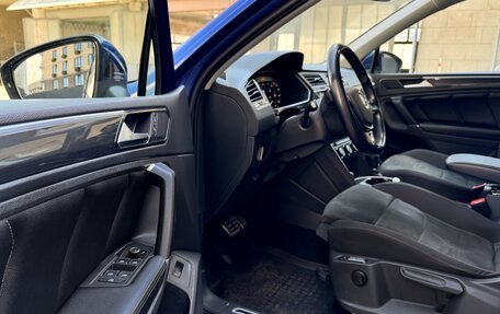 Volkswagen Tiguan II, 2018 год, 3 000 000 рублей, 24 фотография