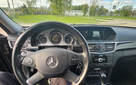 Mercedes-Benz E-Класс, 2010 год, 1 650 000 рублей, 17 фотография