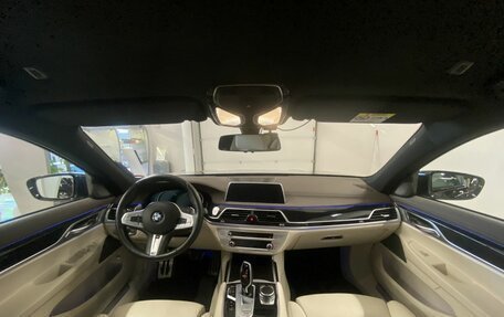 BMW 7 серия, 2018 год, 5 800 000 рублей, 29 фотография