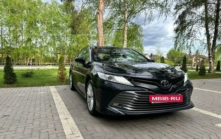 Toyota Camry, 2019 год, 3 300 000 рублей, 15 фотография