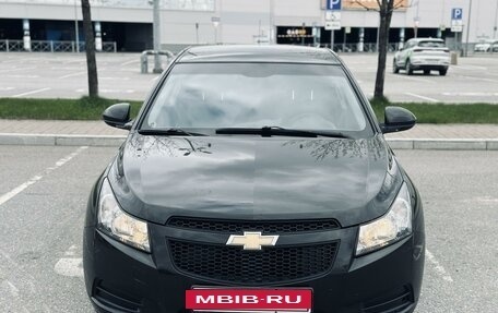 Chevrolet Cruze II, 2011 год, 685 000 рублей, 2 фотография