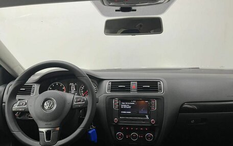 Volkswagen Jetta VI, 2012 год, 1 165 000 рублей, 12 фотография