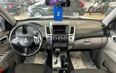 Mitsubishi Pajero Sport II рестайлинг, 2013 год, 2 149 999 рублей, 16 фотография