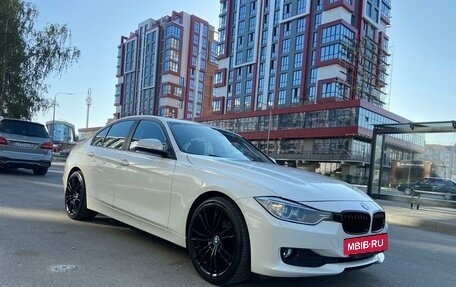 BMW 3 серия, 2013 год, 1 750 000 рублей, 4 фотография