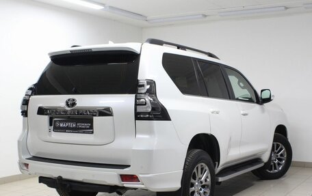 Toyota Land Cruiser Prado 150 рестайлинг 2, 2019 год, 7 000 000 рублей, 6 фотография