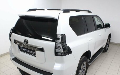 Toyota Land Cruiser Prado 150 рестайлинг 2, 2019 год, 7 000 000 рублей, 9 фотография