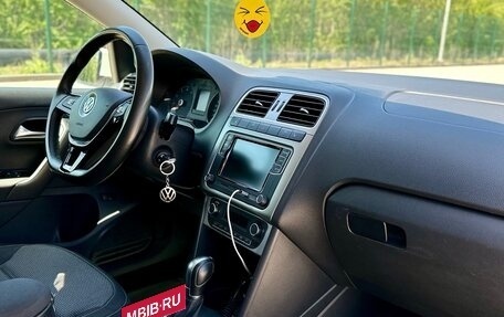 Volkswagen Polo VI (EU Market), 2018 год, 1 530 000 рублей, 5 фотография