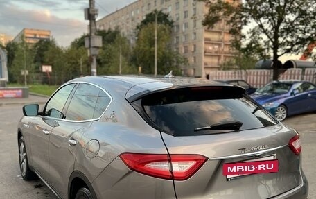 Maserati Levante I, 2017 год, 4 600 000 рублей, 7 фотография