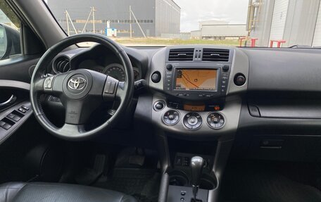 Toyota RAV4, 2011 год, 1 850 000 рублей, 6 фотография