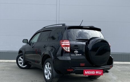 Toyota RAV4, 2011 год, 1 850 000 рублей, 4 фотография
