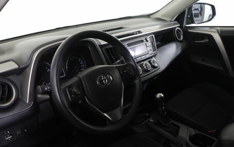 Toyota RAV4, 2019 год, 2 799 000 рублей, 14 фотография