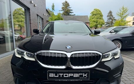 BMW 3 серия, 2020 год, 3 210 000 рублей, 2 фотография