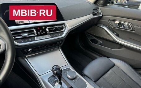 BMW 3 серия, 2020 год, 3 210 000 рублей, 8 фотография