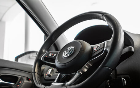 Volkswagen Polo VI (EU Market), 2019 год, 1 399 000 рублей, 24 фотография