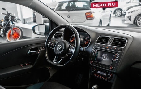 Volkswagen Polo VI (EU Market), 2019 год, 1 399 000 рублей, 26 фотография