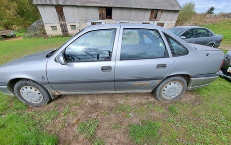 Opel Vectra A, 1994 год, 150 000 рублей, 4 фотография