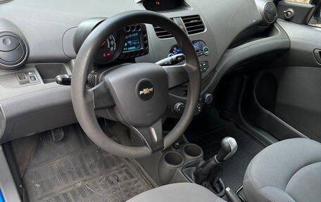 Chevrolet Spark III, 2011 год, 660 000 рублей, 2 фотография
