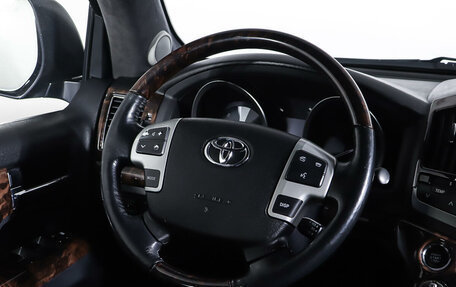 Toyota Land Cruiser 200, 2014 год, 4 998 000 рублей, 18 фотография