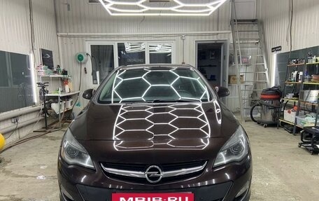 Opel Astra J, 2013 год, 1 100 000 рублей, 2 фотография