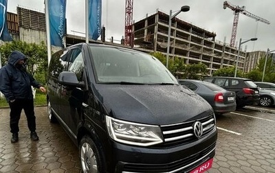 Volkswagen Multivan T6 рестайлинг, 2019 год, 4 800 000 рублей, 1 фотография