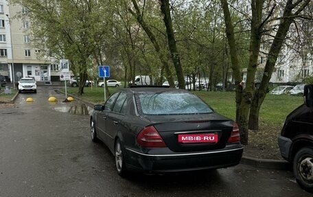 Mercedes-Benz E-Класс, 2003 год, 895 000 рублей, 16 фотография