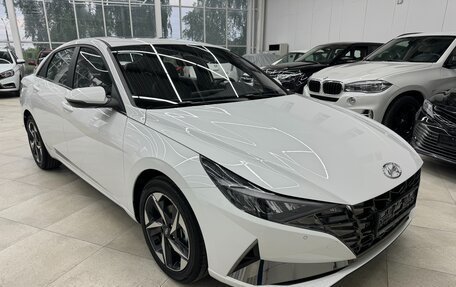 Hyundai Elantra, 2023 год, 2 990 000 рублей, 2 фотография