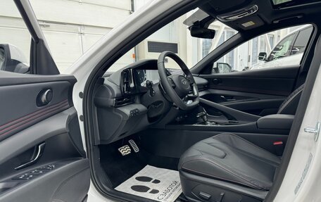 Hyundai Elantra, 2023 год, 2 990 000 рублей, 6 фотография