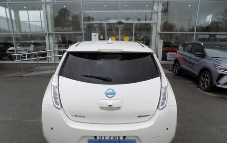 Nissan Leaf I, 2013 год, 720 000 рублей, 6 фотография