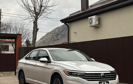 Volkswagen Jetta VII, 2019 год, 1 700 000 рублей, 2 фотография
