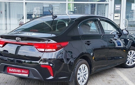 KIA Rio IV, 2019 год, 1 590 000 рублей, 2 фотография