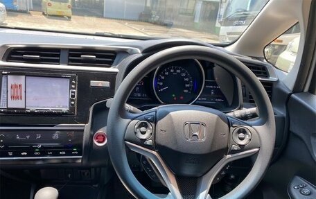 Honda Fit III, 2019 год, 989 000 рублей, 10 фотография